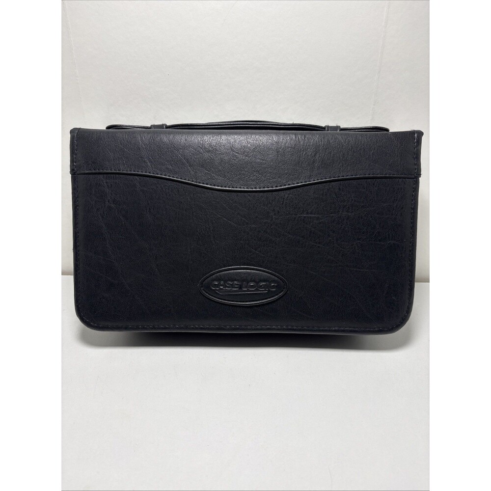 Case Logic CD Case Binder Holds 72 Discs Black Faux Leather Great Condition